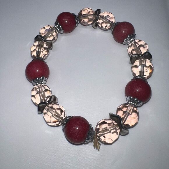 Unbranded Jewelry - Red and Clear Bead Stretch Bracelet